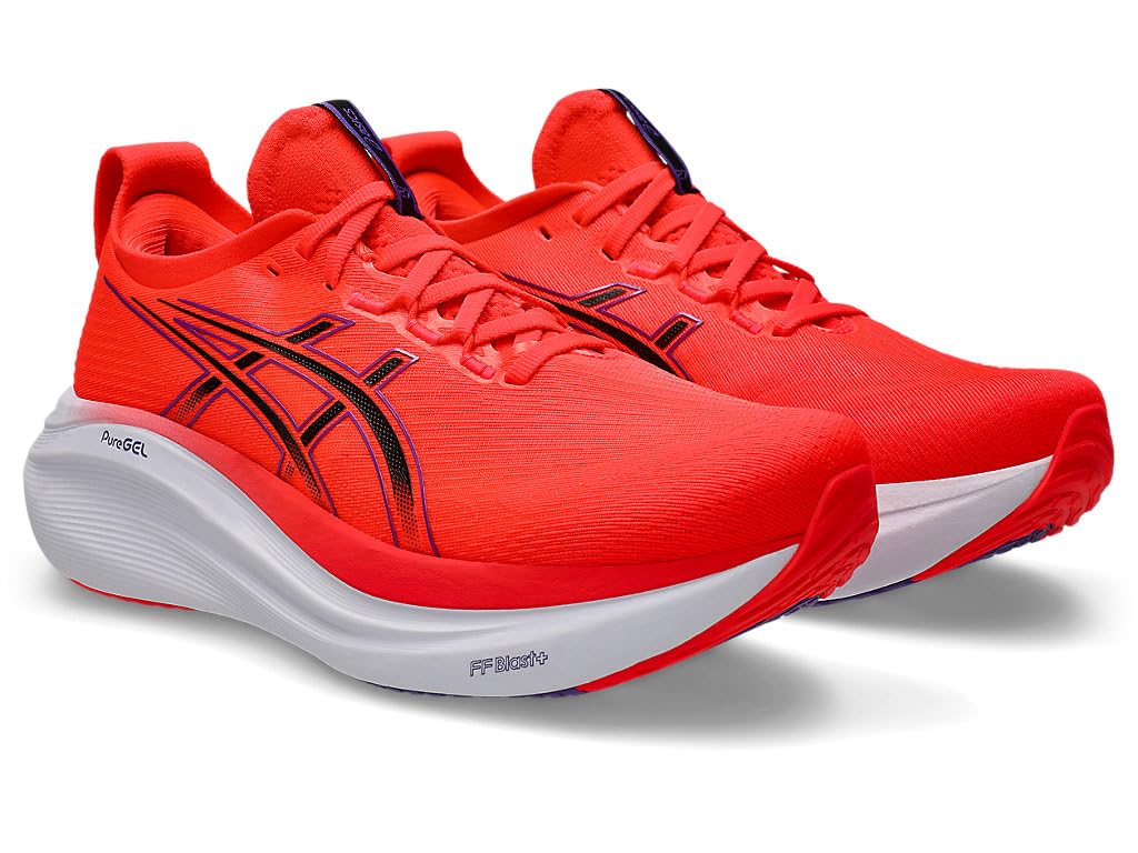 Paire de Asics Gel-Nimbus 27 rouge vif de profil, montrant l'épaisse semelle en mousse FF Blast Plus et la technologie PureGEL au talon
