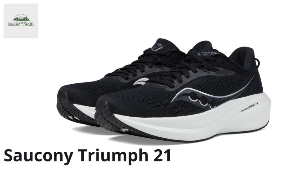 Paire de chaussures Saucony Triumph 21 en coloris noir et blanc avec semelle intermédiaire en mousse PWRRUN+
