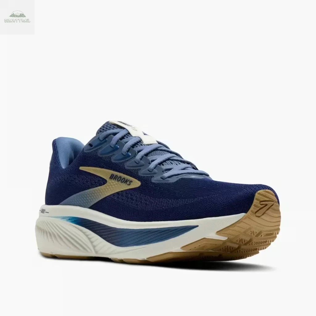 Vue trois quarts de la Brooks Ghost 17, chaussure running neutre et amortie pour coureur lourd